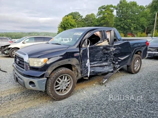 TOYOTA TUNDRA SR5