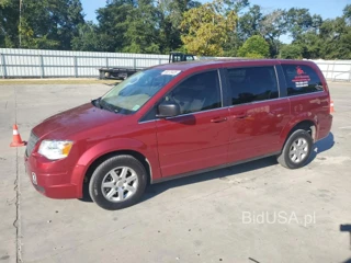 CHRYSLER TOWN & COUNTRY LX