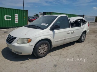 CHRYSLER TOWN & COUNTRY LX
