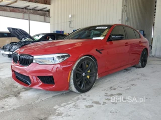 BMW M5 BASE