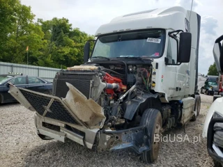 VOLVO VNL