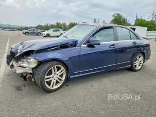 MERCEDES-BENZ C 300 4MATIC
