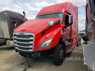 FREIGHTLINER CASCADIA 126 SLEEPER CAB"