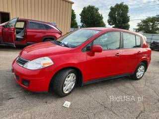 NISSAN VERSA 1.8 S