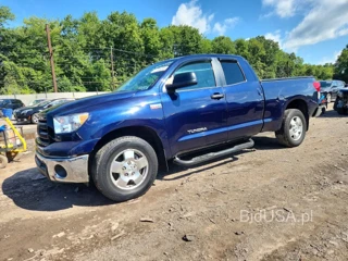 TOYOTA TUNDRA DOUBLE CAB SR5