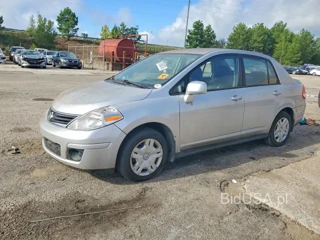 NISSAN VERSA 1.8 S