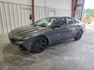 HYUNDAI ELANTRA SEL SPORT
