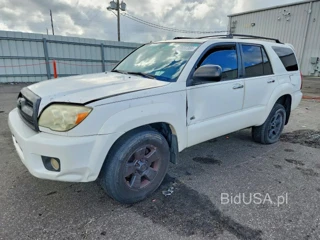TOYOTA 4RUNNER SR5