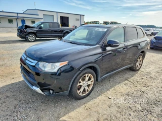 MITSUBISHI OUTLANDER SE