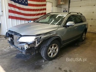 VOLVO XC70 3.2