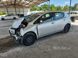NISSAN LEAF S