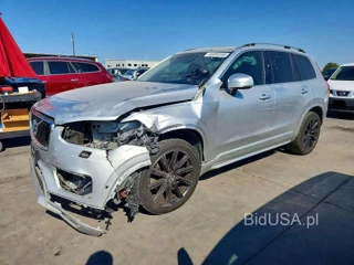 VOLVO XC90 T5