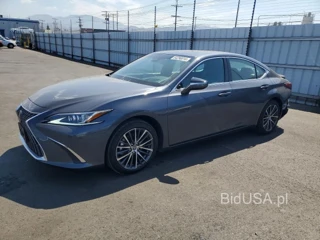 LEXUS ES 300H BASE