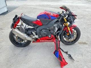 HONDA CBR1000 RR