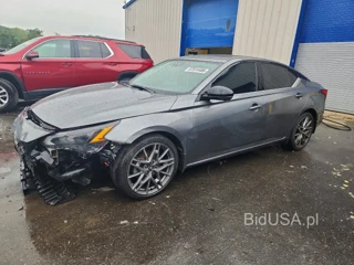 NISSAN ALTIMA SR