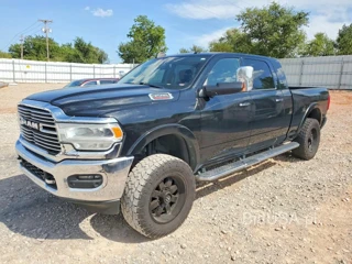 RAM 3500 LARAMIE