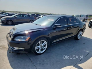 VOLKSWAGEN PASSAT SEL