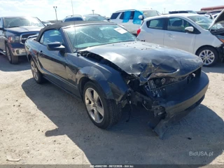 FORD FORD MUSTANG GT DELUXE/GT PREMIUM