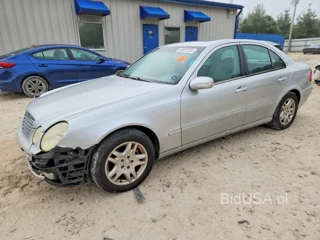 MERCEDES-BENZ E 320