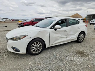 MAZDA 3 TOURING