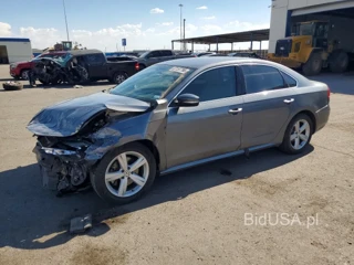 VOLKSWAGEN PASSAT SE