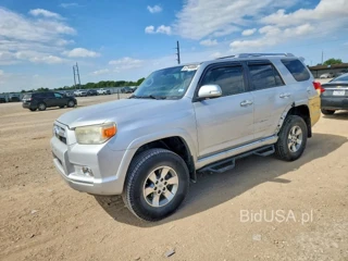 TOYOTA 4RUNNER SR5
