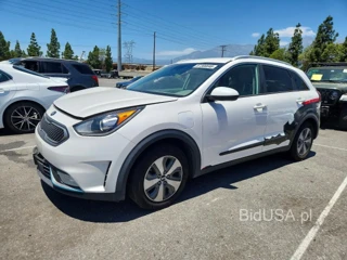 KIA NIRO LX