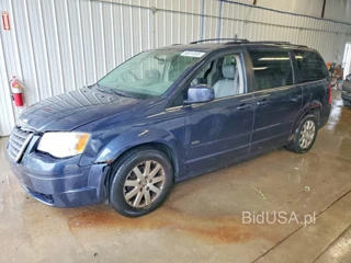 CHRYSLER TOWN & COUNTRY TOURING
