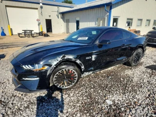 FORD MUSTANG GT