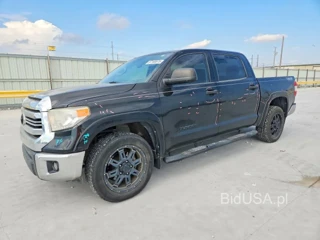 TOYOTA TUNDRA CREWMAX SR5