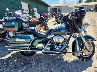 HARLEY-DAVIDSON FLHT CLASSIC