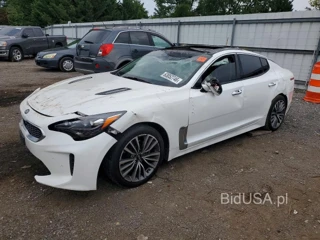 KIA STINGER PREMIUM