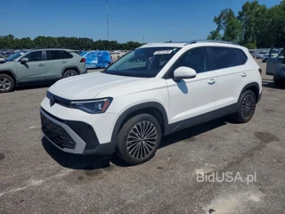 VOLKSWAGEN TAOS SE