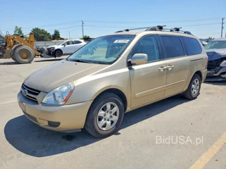 KIA SEDONA LX