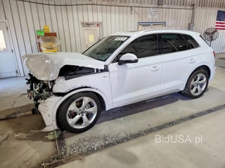 AUDI Q5 PREMIUM PLUS 45
