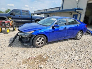 HYUNDAI ELANTRA SE