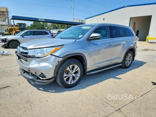 TOYOTA HIGHLANDER LE PLUS