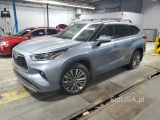 TOYOTA HIGHLANDER PLATINUM