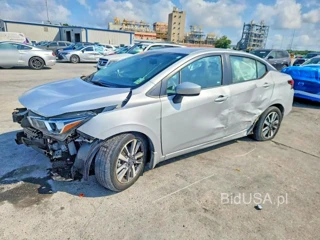 NISSAN VERSA SV