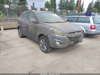 HYUNDAI HYUNDAI TUCSON SE