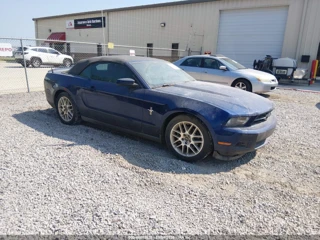 FORD FORD MUSTANG V6 PREMIUM