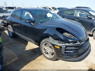 PORSCHE PORSCHE MACAN