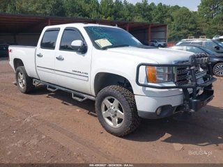 GMC SIERRA 2500HD DENALI