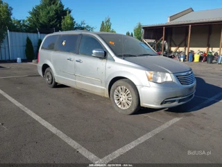 CHRYSLER CHRYSLER TOWN & COUNTRY TOURING-L 30TH ANNIVERSARY