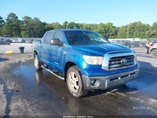 TOYOTA TOYOTA TUNDRA SR5 5.7L V8
