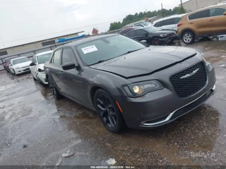 CHRYSLER CHRYSLER 300 TOURING