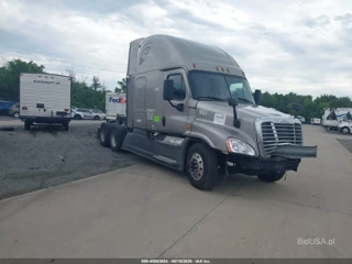 FREIGHTLINER FREIGHTLINER CASCADIA 125