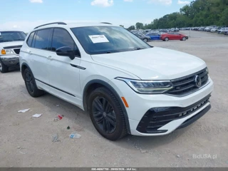 VOLKSWAGEN VOLKSWAGEN TIGUAN 2.0T SE R-LINE BLACK