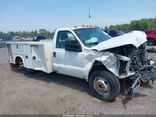 FORD FORD F-350 CHASSIS XL
