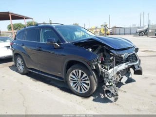 TOYOTA TOYOTA HIGHLANDER HYBRID PLATINUM